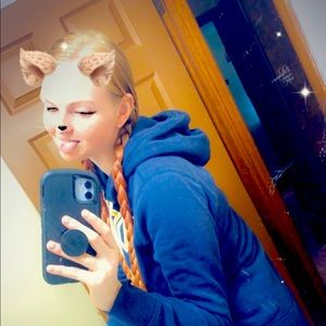 Meet your Posher, Shelby